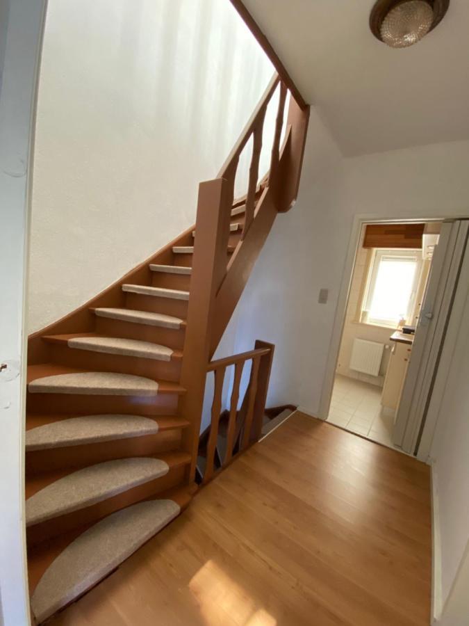 Big Sunset 2 Bedroom House With A Garden Antwerp Exterior photo